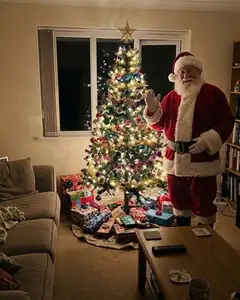 Santa by the Tree example